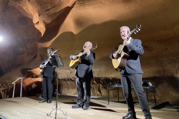 La Voz de Los Grandes Tríos de México de Luis Villa returns to Boerne, TX May 2